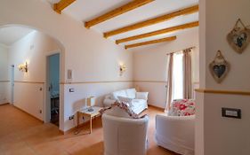 Donna Carmela Apartment